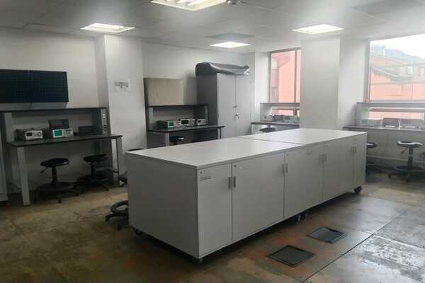 imagen decorativa Laboratorio Comunicaciones