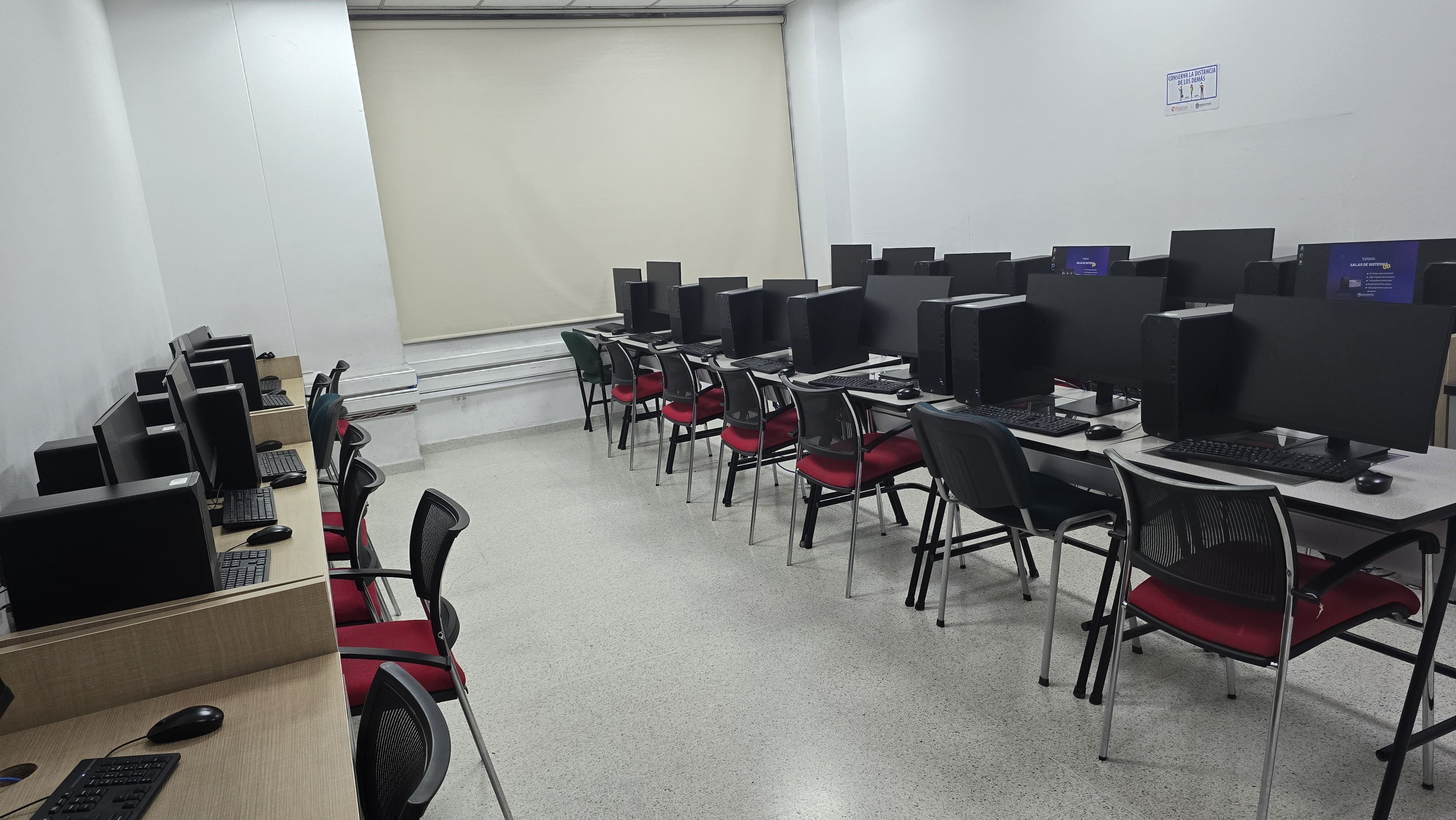 3. Salas de software-312