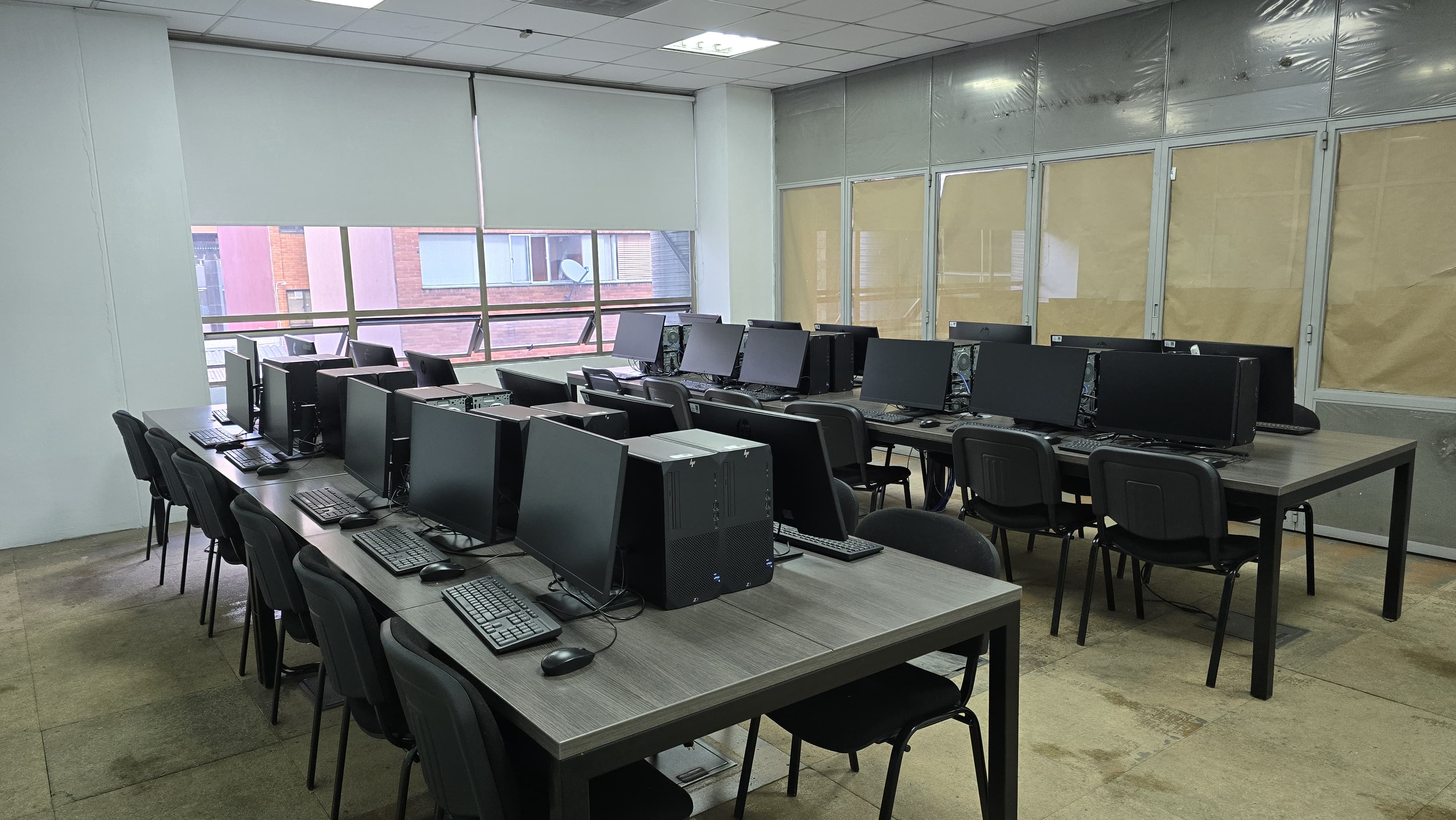 5. Salas de software-506