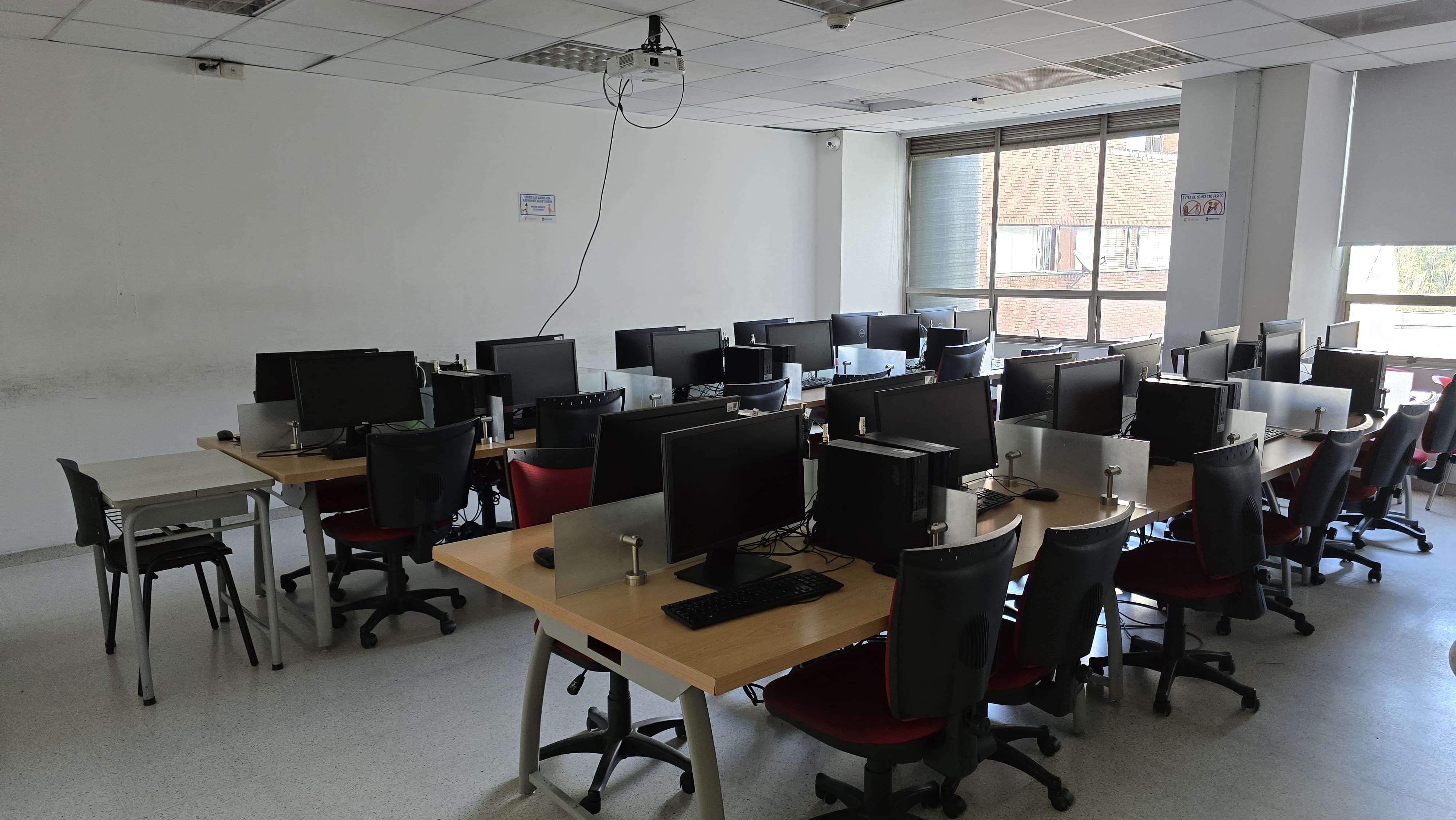 3. Salas de software-507