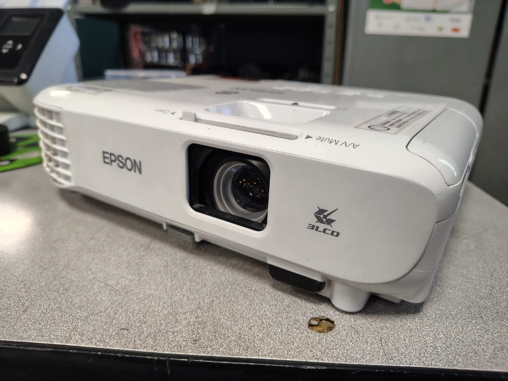 VideoBeam Epson (2)